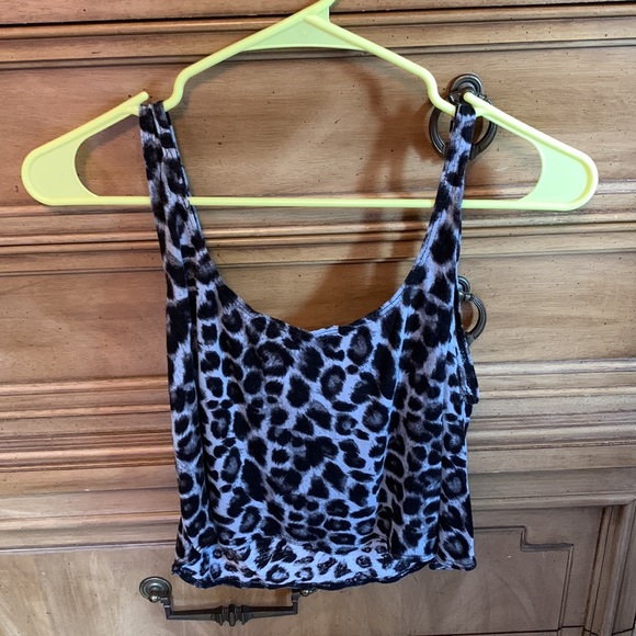 Leopard tank - Picture 2 of 2